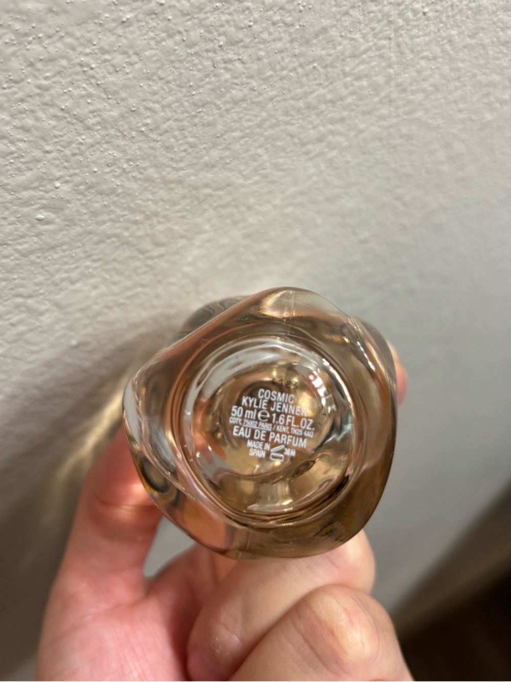 Kylie Cosmetics Clear Glass Bottle with Rose Gold Ball Cap - Picture 2 of 2
